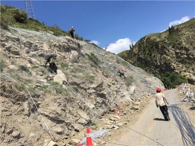 和布克賽爾精河下天吉水庫邊坡防護網施工案例